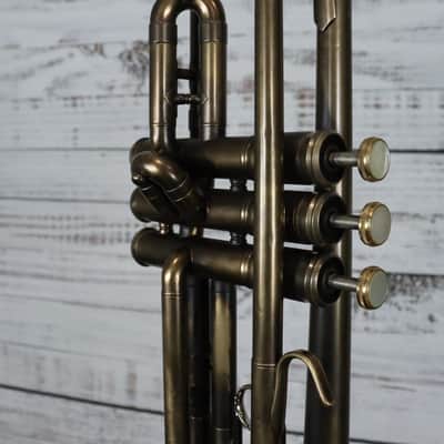 *USED* King Cleveland 600 Trumpet image 5