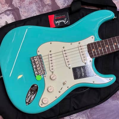 Fender Vintera III Early 60s Stratocaster RW Sea Foam Green New Unplayed Auth Dealer 7lbs9oz #582 image 1