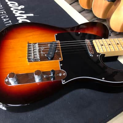 Rare Fender American Standard Telecaster 60th anniversary USA 2011 Sunburst Maple Fretboard + Etui et papiers d'origine image 9