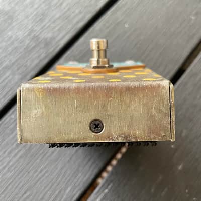 Beetronics Custom Shop Fatbee Overdrive blue gold image 2
