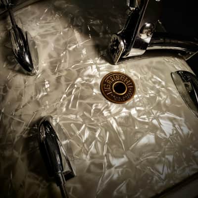 Gretsch Round Badge Jazz Kit Vintage 60s 16"x12" bass drum! image 17