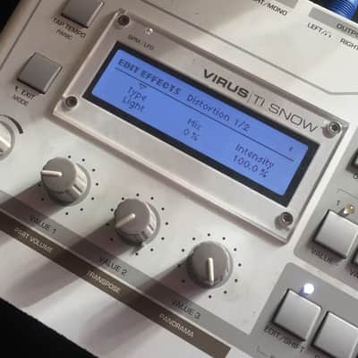 Access Virus TI Snow Desktop Digital Synthesizer 2008 - White image 5