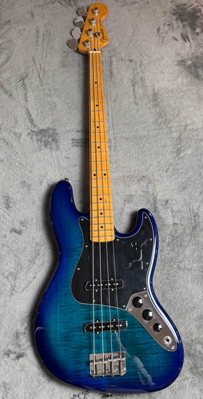 Fender Player Jazz Bass Blue Burst Flamed Maple Top MIM 2024 image 1