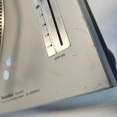 Vintage Technics SL-1200MK2-M Turn Table, 1981, w/GenzBenz Road Case image 12
