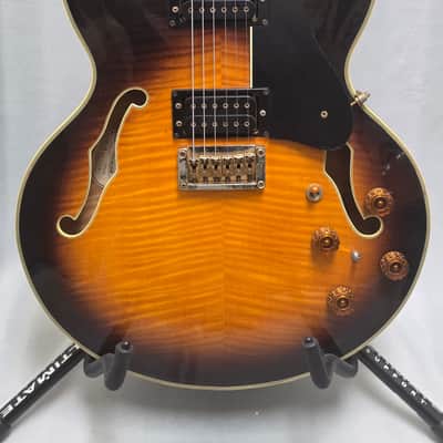 Washburn HB-35DL 1980s - Vintage Burst image 2