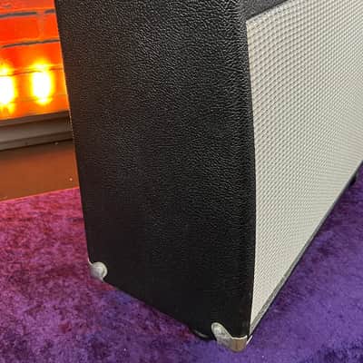 Traynor YCV40 Custom Valve 40 1x12 Tube Combo Amp image 2