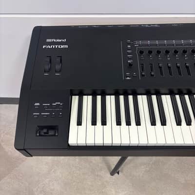 Roland FANTOM-8 image 2