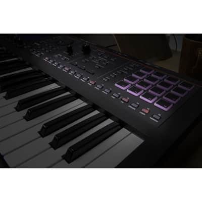 Roland Fantom-06 61-Key Music Workstation Keyboard image 8