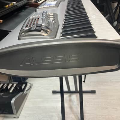 Alesis Fusion 8HD 88-Key Workstation 2000s - Silver image 11
