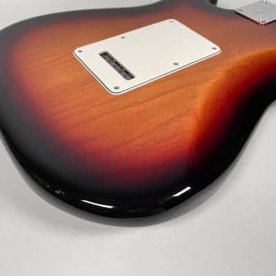 2021 Fender Player Stratocaster Sunburst Finish image 17
