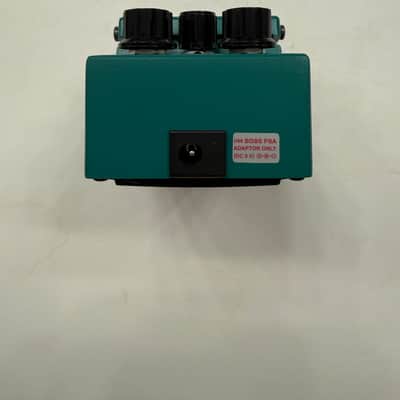 Boss Roland TR-2 Tremolo Guitar Effect Pedal image 5