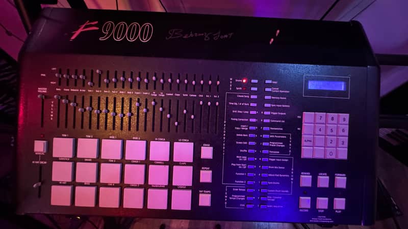 Linn 9000 Integrated Digital Drums / Midi Keyboard Recorder 1984 - 1986 - Black image 1
