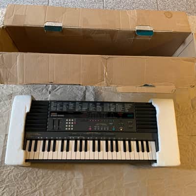 Yamaha  PortaSound PSS-595 1990  GC in box image 16