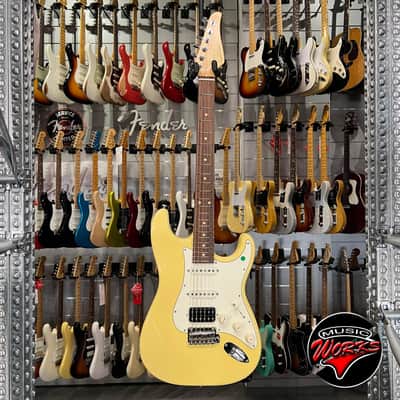Suhr Classic S Hss Antique Vintage Yellow image 2