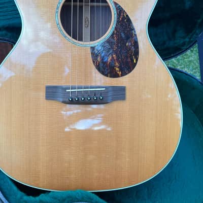 Martin OMC16RE-Aura  (Second Hand) image 11