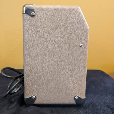 Fender Acoustasonic 15 2-Channel 15-Watt 1x6" Acoustic Guitar Amp Brown image 6