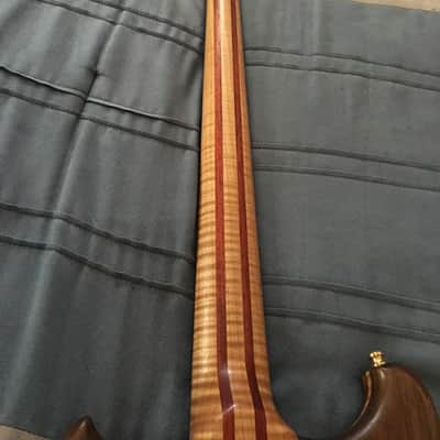 Marques Custom Artisan short scale bass image 6
