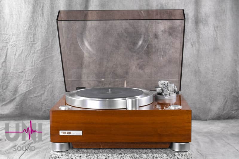 YAMAHA GT-2000X Vintage Direct-Drive Turntable in Very Good Condition+ image 1