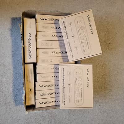 VocoPro - 3 SilentSymphony transmitters with 12 LED Headphones (Silent Disco 310), Standard image 2