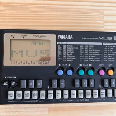 Yamaha MU5 Tone Generator Midi 1995 Excellent Condition with Owners Manual book image 3
