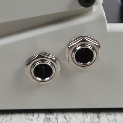 Boss NS-2 Noise Suppressor Pedal Electric Guitar Suppressor/Gate Effects Pedal image 8