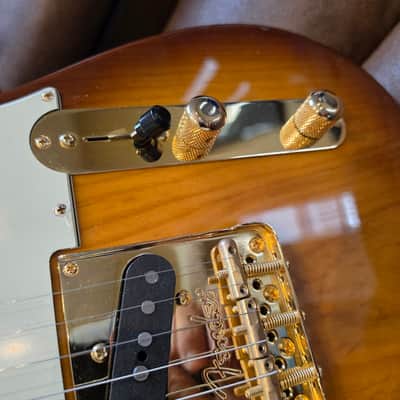 Fender 75th Anniversary Commemorative Telecaster 2021 2-Color Bourbon Burst image 18