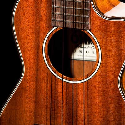 Ohana CK-35GCL Cynthia Lin Solid Gloss Mahogany Concert Ukulele with Case-Blem image 5
