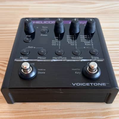 TC Helicon VoiceTone Synth in Original box with support CD, cable and Original Power Supply in Excellent Condition image 3