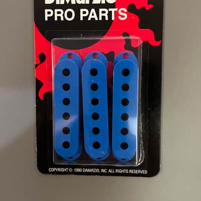DiMarzio USA MADE DM2001 Strat Pickup Covers (3) - BLUE