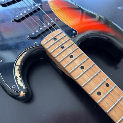 Fender Stratocaster 1979 - Sunburst in Very good condition with Original Hardcase image 4