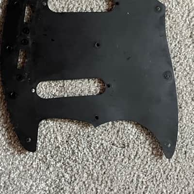 1970s Fender Mustang Duo Sonic guitar black pickguard image 3