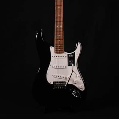Fender Player Series Strat PF - BLK image 3