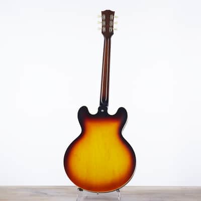 Gibson Custom 1961 ES-335 Reissue, Vintage Burst VOS | Demo image 3