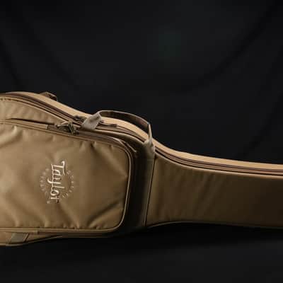 Taylor 214ce-N Nylon Acoustic-electric Guitar - Natural 499 image 15