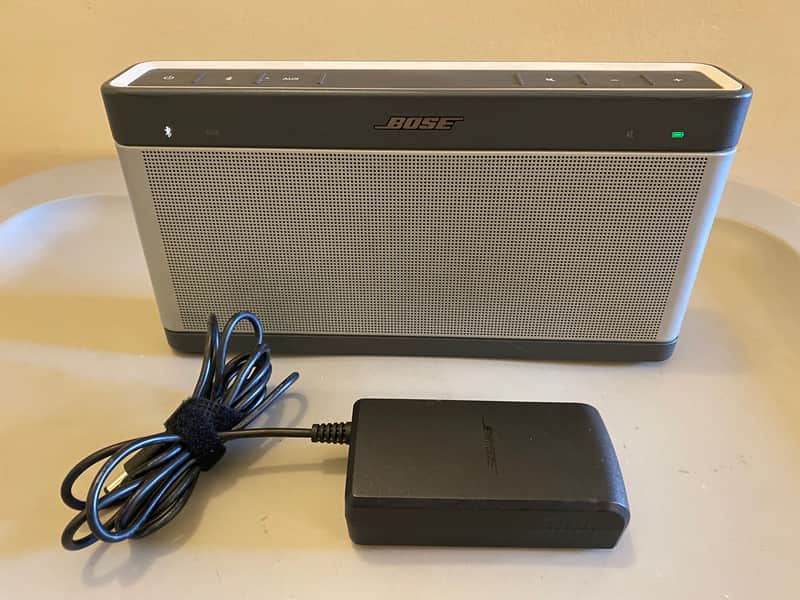 Bose Soundlink Bluetooth Speaker III image 1