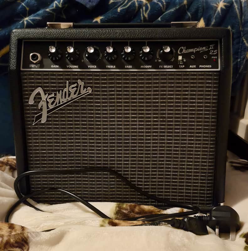 Fender Champion II 25 25-Watt 1x8" Guitar Combo