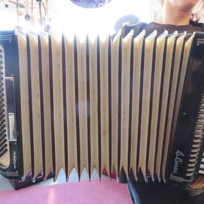 CASTELFIDARDO by B. BURINI 120 BASS ACCORDION CLEAN MODEL 274 maybe needs a little work image 11