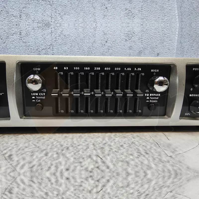 Peavey Tour Series 700w Bass Amp Head image 1
