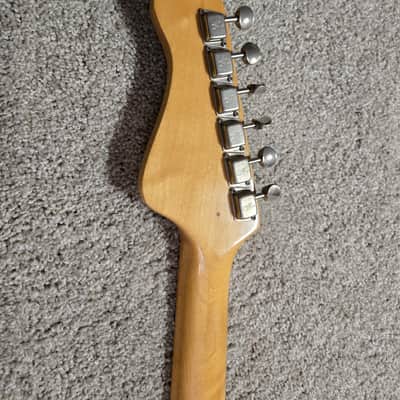 G&L F-100 1982 - Black image 10