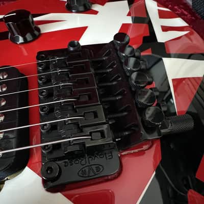EVH WOLFGANG LIMITED EDITION 2015 - Red - Black - White Striped Eddie Van Halen Custom shop image 12
