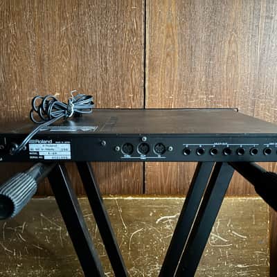 Roland R-8M total percussion sound module 1U-rack module New internal battery image 5