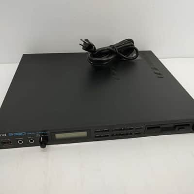 Roland S-330 Digital Sampler 1987 - 1988 - Black image 4