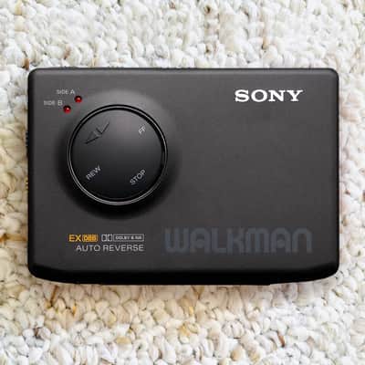 Sony WM 600 Walkman Cassette Player, High End Model, NEAR MINT Looking Shape ! For Display or Repair image 1