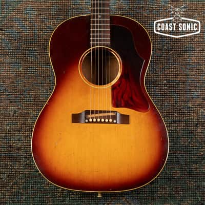 1967 Gibson LG-1 Acoustic Guitar with original Chipboard Alligator Case