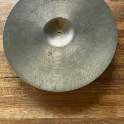 Vintage Zildjian Avedis 15" 60s Stamp Cymbal – 1400g – Made in USA image 3