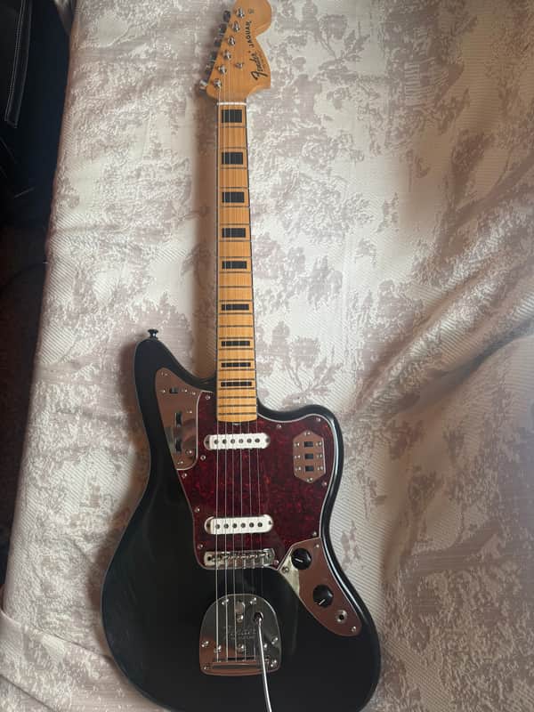 Fender Vintera II '70s Jaguar with Maple Fretboard 2023 - Present - Black