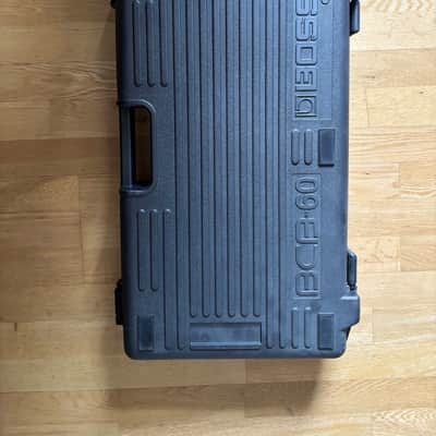 Boss BCB-60 Powered Pedalboard / Carrying Case – Routing Panel, Foam & Cables image 5