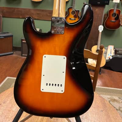 1994 Fender 40th Anniversary American Standard Stratocaster with Maple Fretboard Brown Sunburst image 12
