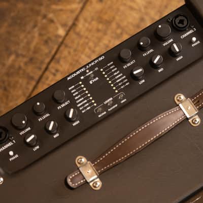 Fender Acoustic Junior GO 2-Channel 100-Watt 1x8" Battery-Powered Acoustic Guitar Combo 2020 - Present - Brown image 4