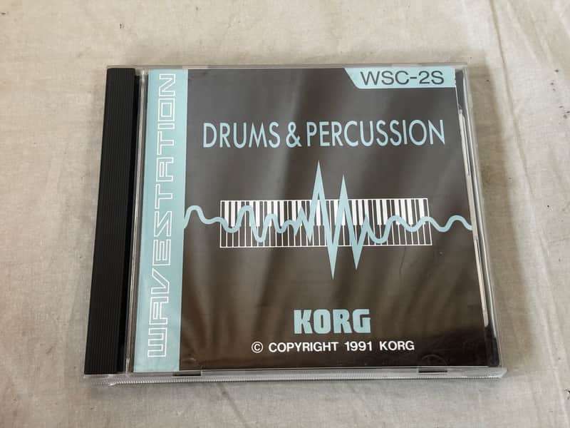 KORG WSC-2S WAVESTATION DRUMS & PERCASSION DATA CARD w/ case image 1